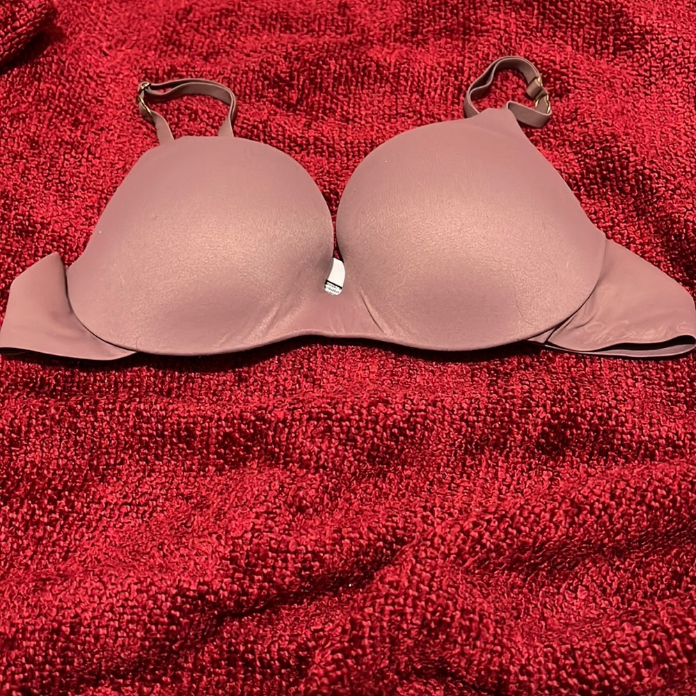 VICTORIA’S SECRET Bra